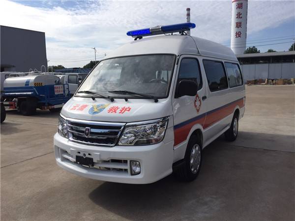 金杯海獅運(yùn)輸型救護(hù)車