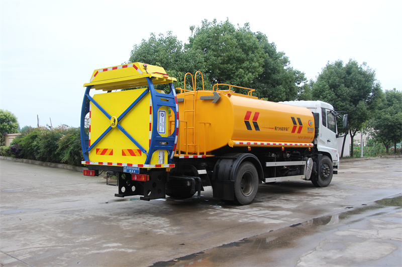 東風(fēng)D9灑水防撞車(chē)圖片及視頻